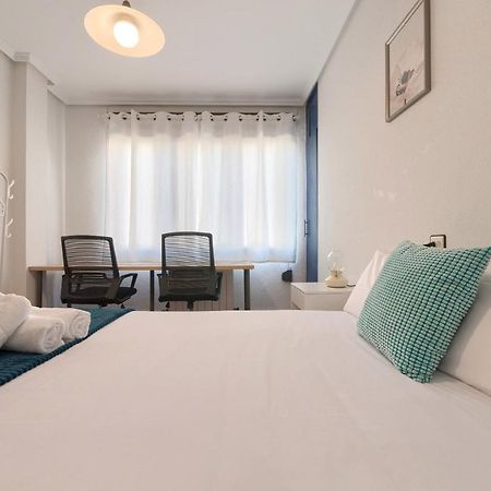 Apartamento Vivienda Turistica Junto Al Ayuntamiento Bilbao Exterior foto