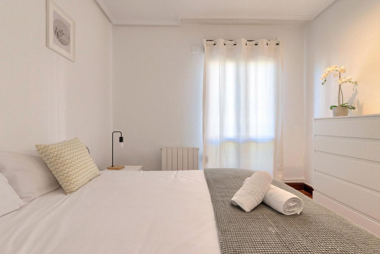 Apartamento Vivienda Turistica Junto Al Ayuntamiento Bilbao Exterior foto