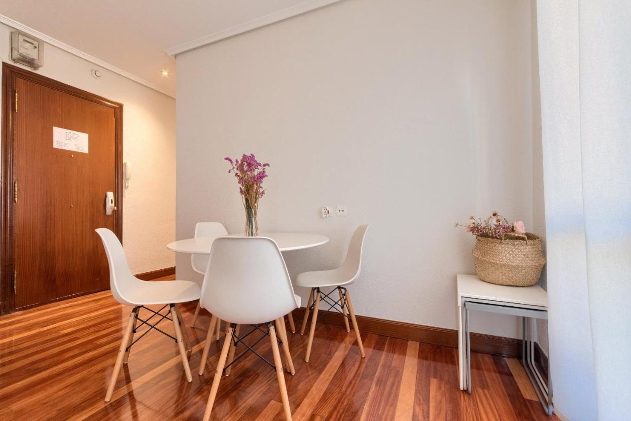 Apartamento Vivienda Turistica Junto Al Ayuntamiento Bilbao Exterior foto