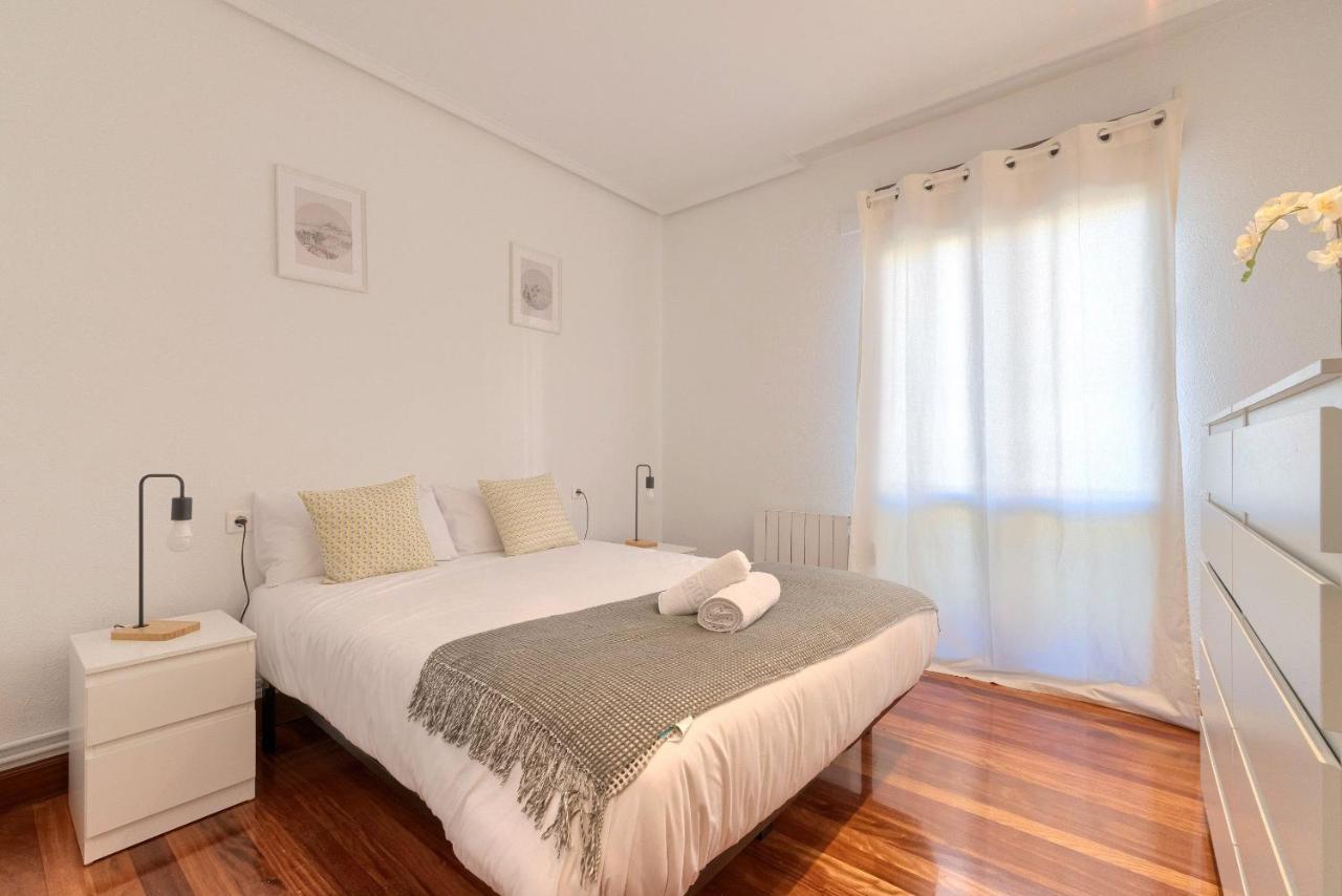 Apartamento Vivienda Turistica Junto Al Ayuntamiento Bilbao Exterior foto