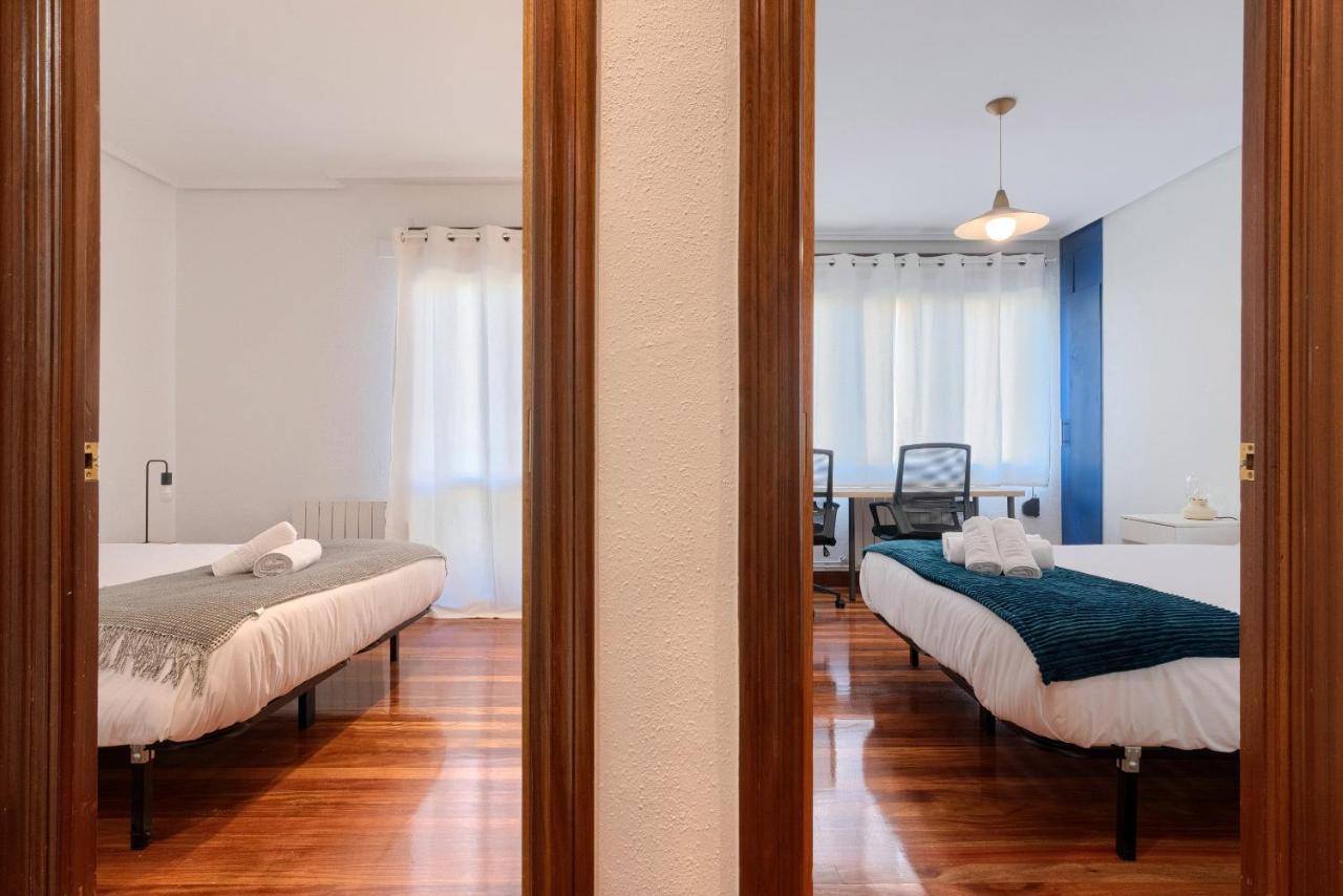 Apartamento Vivienda Turistica Junto Al Ayuntamiento Bilbao Exterior foto