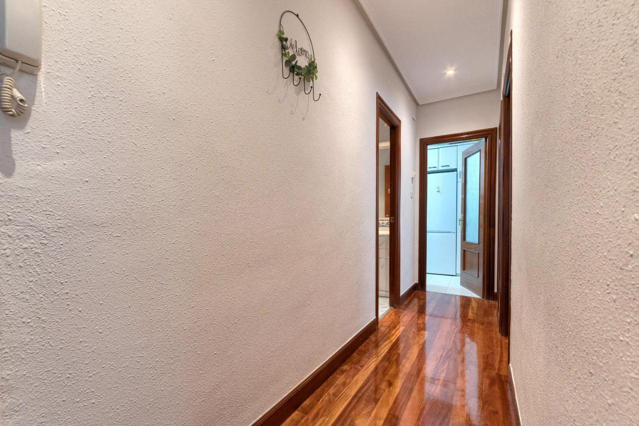 Apartamento Vivienda Turistica Junto Al Ayuntamiento Bilbao Exterior foto